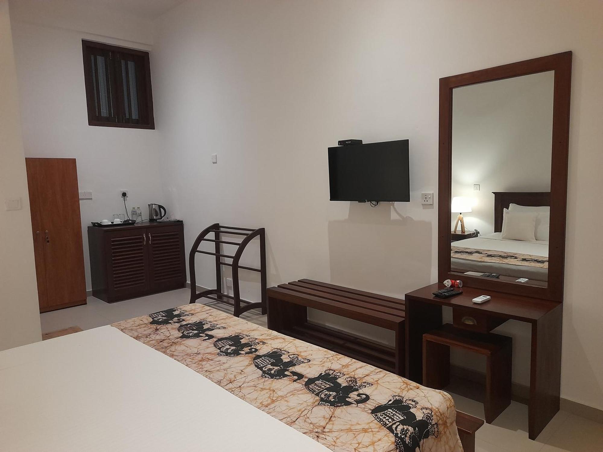 Hotel Tranquil à Hikkaduwa Extérieur photo